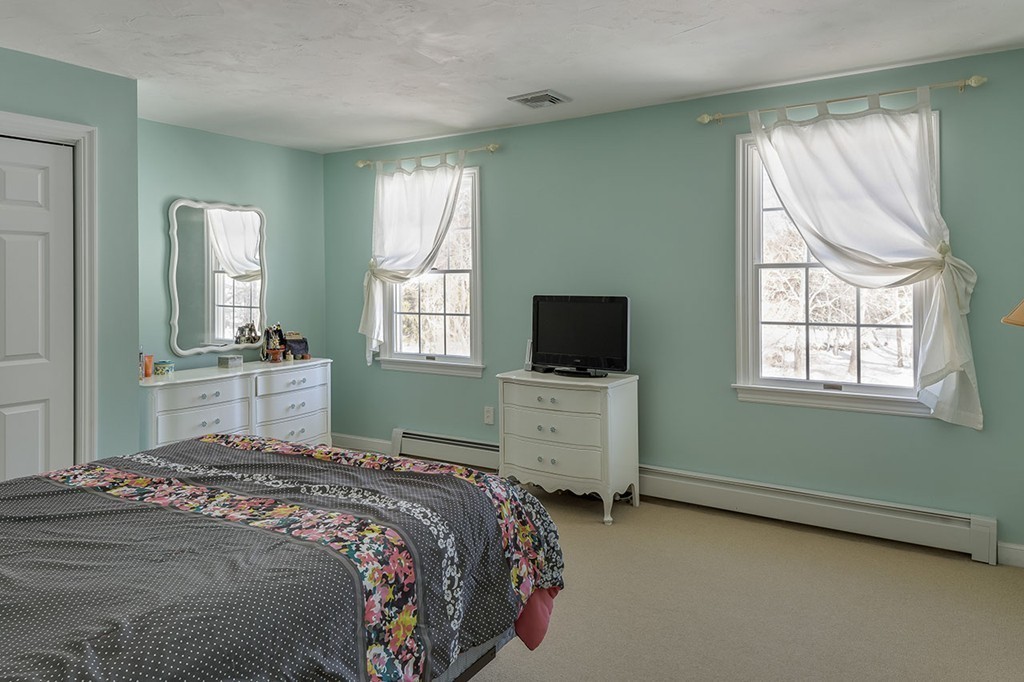 58 Old Harvard Road Bolton, MA 01740 - Photo 10 of 16 Gallery Image 10