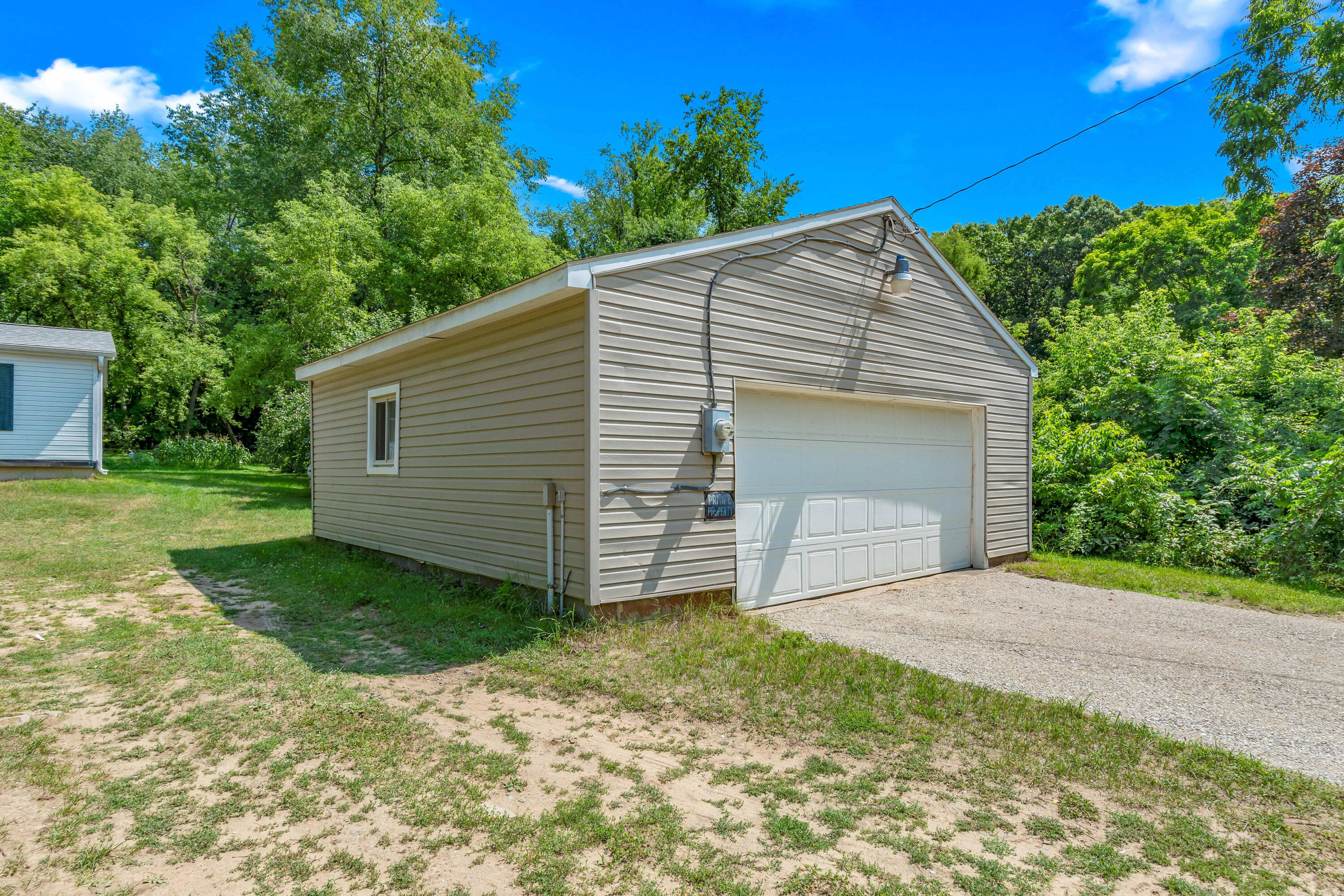 3052 Genesee Road Jonesville, MI 49250 - Photo 24 of 34 19