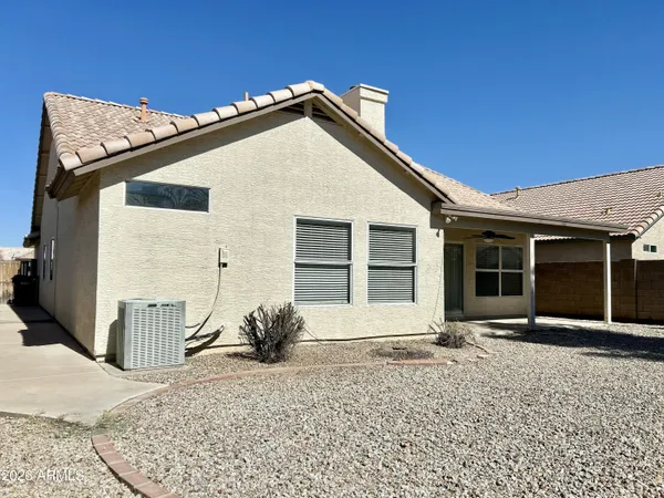 $2,395 | 721 East Sheffield Avenue, Gilbert, AZ 85296