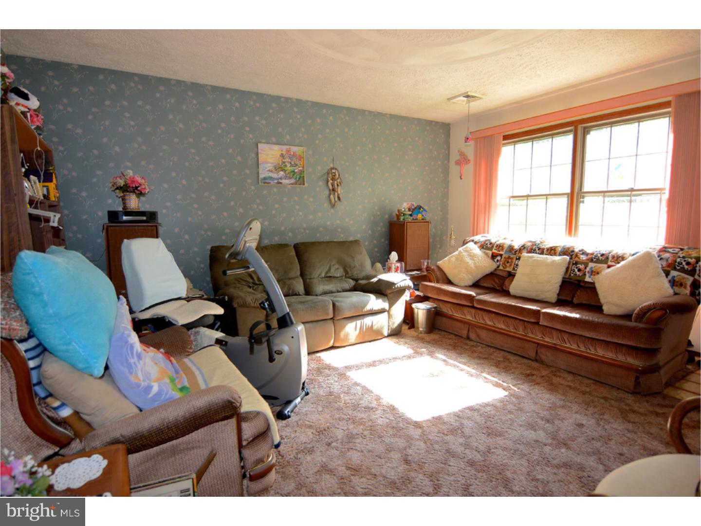 3138 Mannerchor Road Reading, PA 19605 - Photo 1 of 23