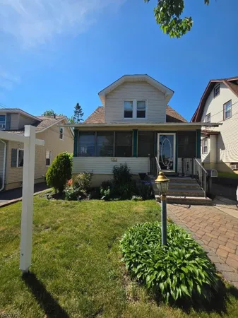 $589,900 | 90 Hudson Street, Clifton, NJ 07011