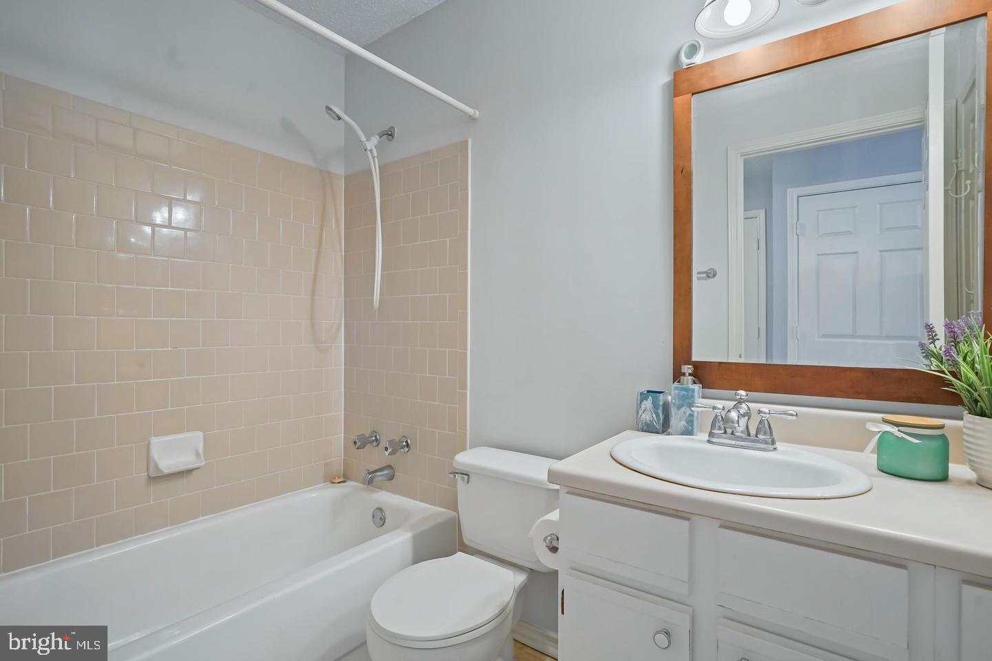 20951 Timber Ridge Terrace, Unit 303 Ashburn, VA 20147 - Photo 14 of 14