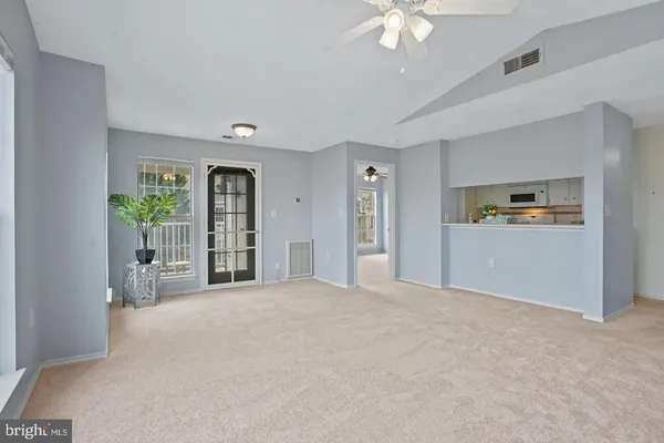 $2,350 | 20951 Timber Ridge Terrace, Unit 303, Ashburn, VA 20147