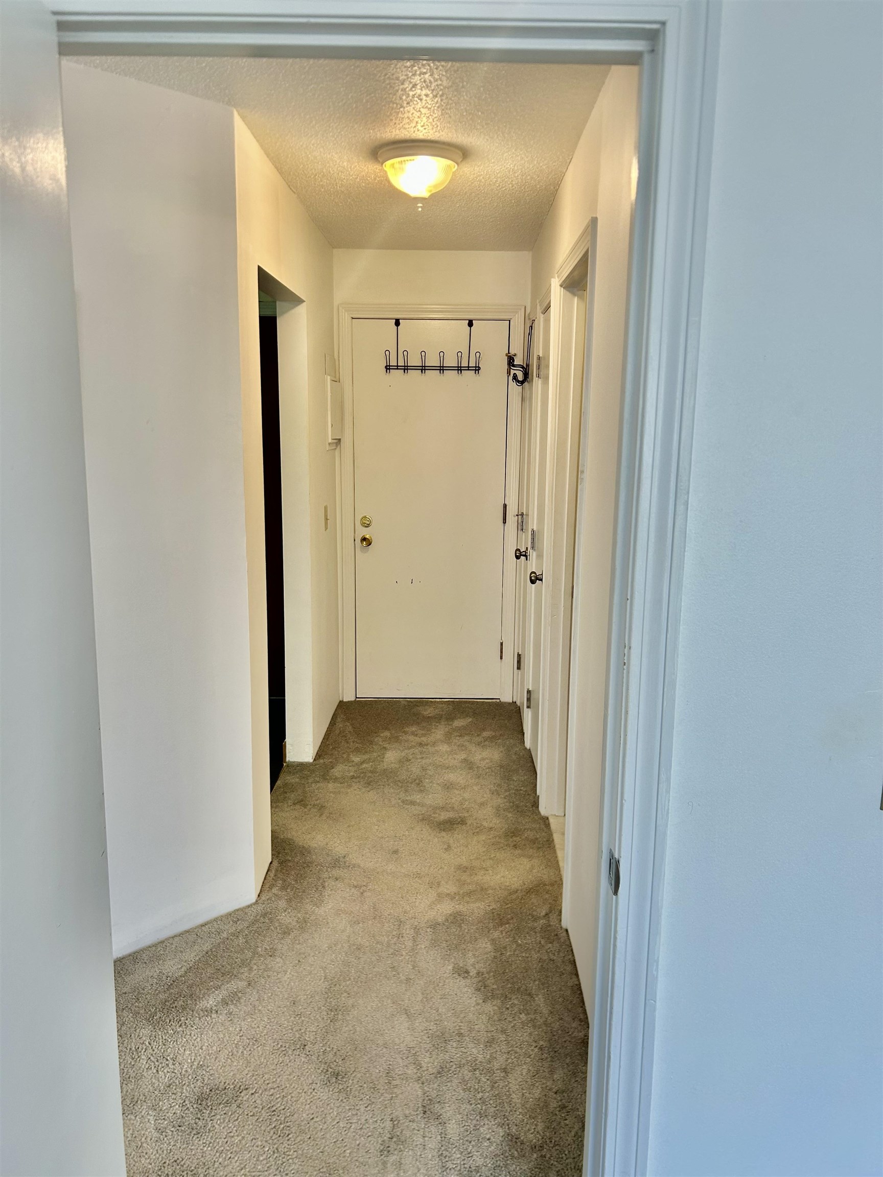 377 Huse Road, Unit # 33 Manchester, NH 03103 - Photo 15 of 22 Gallery Image 15