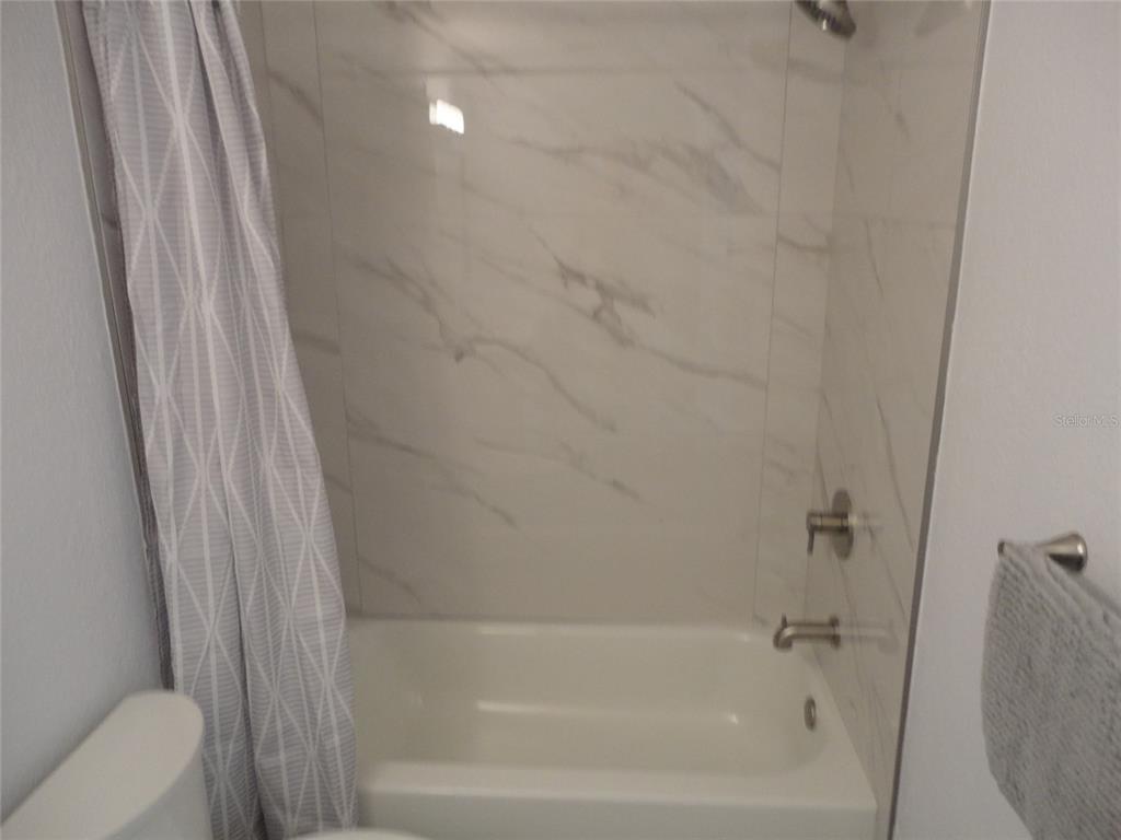 1015 Southwest 9th Street, Unit C24 Gainesville, FL 32601 - Photo 8 of 11