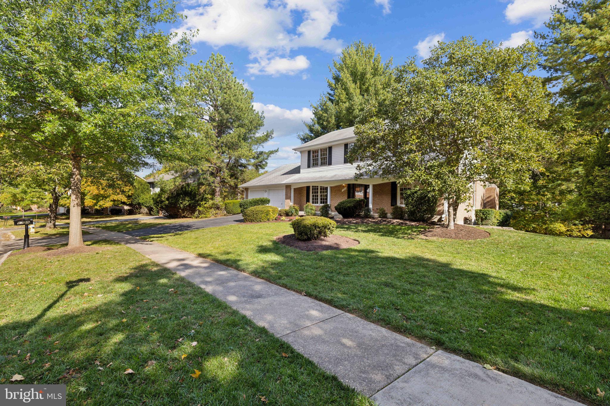 1729 Glastonberry Road Potomac, MD 20854 - Photo 29 of 32 Charming Horizon Hills Neighborhood