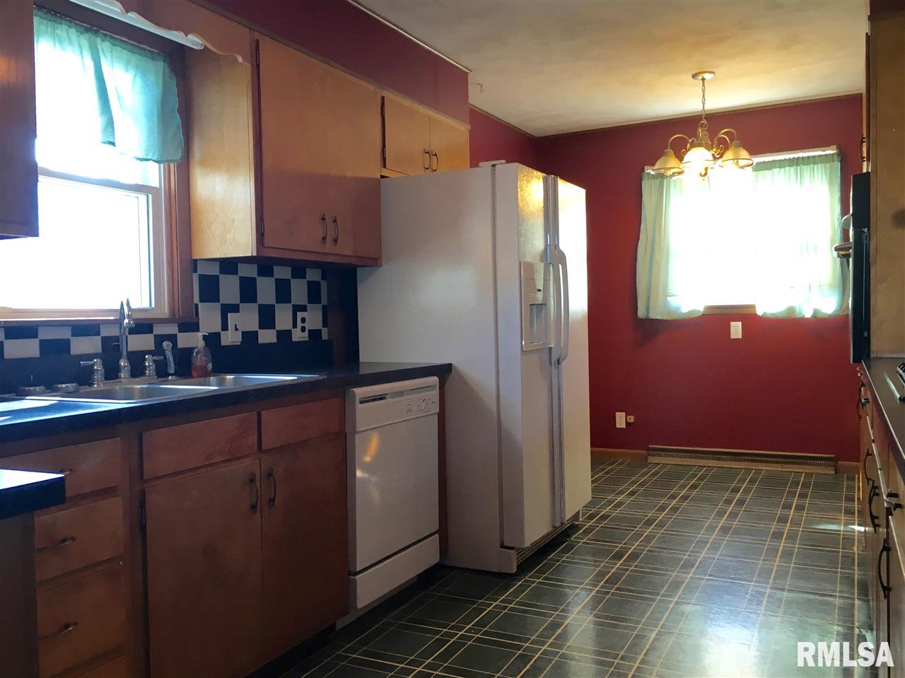 20381 East 1100th Street Good Hope, IL 61438 - Photo 6 of 22
