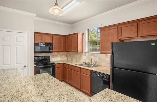 $2,600 | 302 Sterling Street, Unit B, College Station, TX 77840