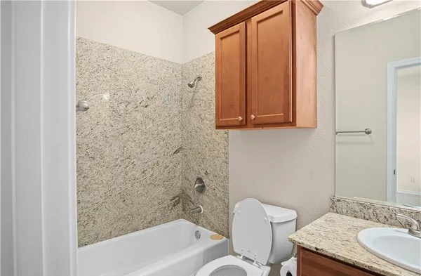 $2,600 | 302 Sterling Street, Unit B, College Station, TX 77840