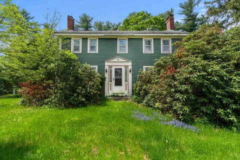 $375,000 | 22 Church Street, Kingston, NH 03848