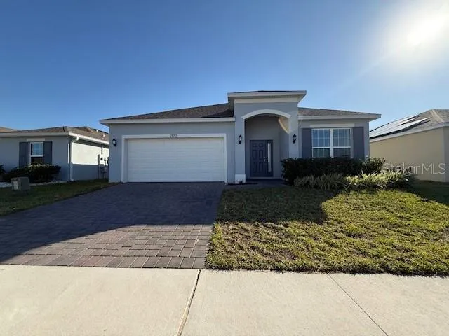 $2,400 | 2172 Pigeon Plum Drive, Haines City, FL 33844