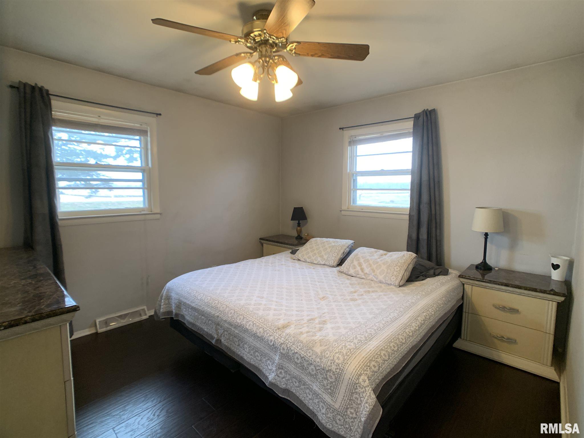 5765 Old Jacksonville Road Springfield, IL 62711 - Photo 9 of 20 Gallery Image 9