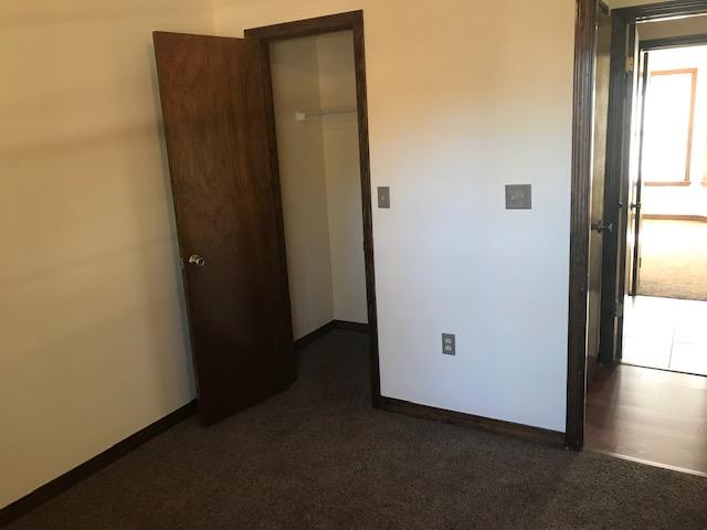 117 Beacons Bend Road Crestview, FL 32536 - Photo 24 of 30 an empty room with windows and closet