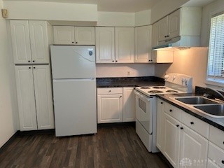 925 West Social Row Road Dayton, OH 45458 - Photo 11 of 16