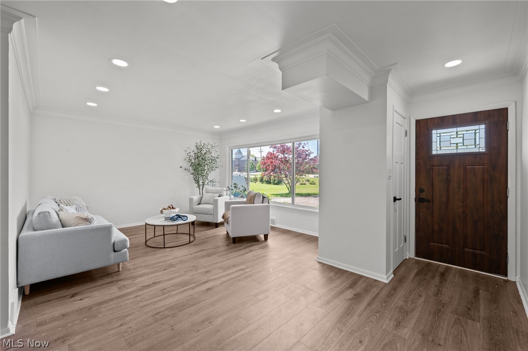 763 Som Center Road Cleveland, OH 44143 - Photo 2 of 46 Gallery Image 2