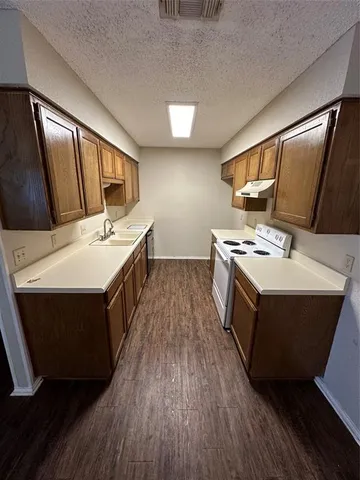 $1,375 | 1038 Irene Street, Burleson, TX 76028