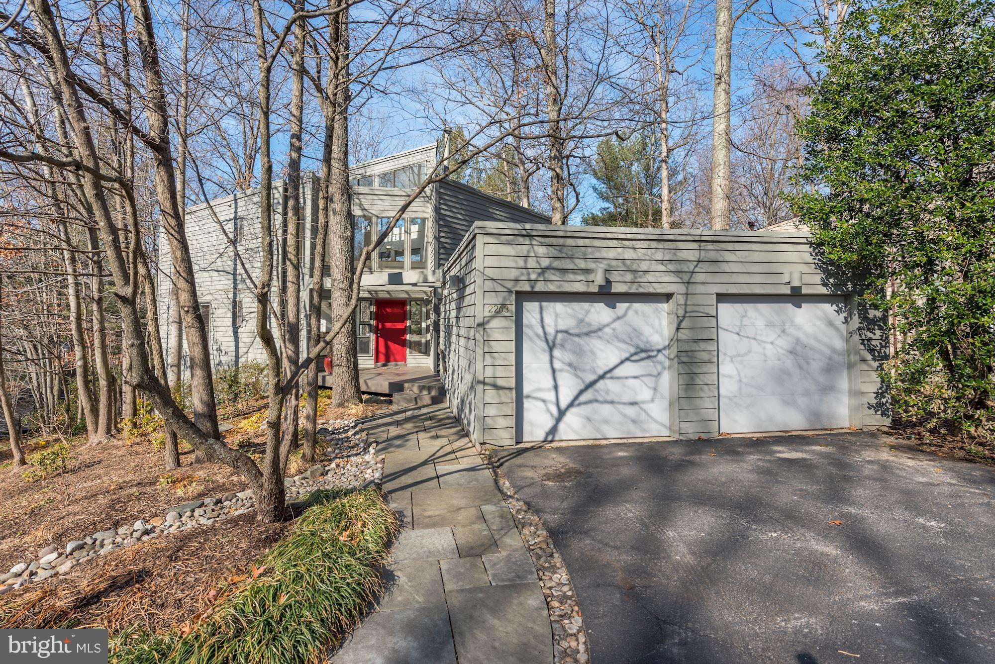 2263 Compass Point Lane Reston, VA 20191 - Photo 1 of 30 Incredible Custom Contemporty with Fantastic Views
