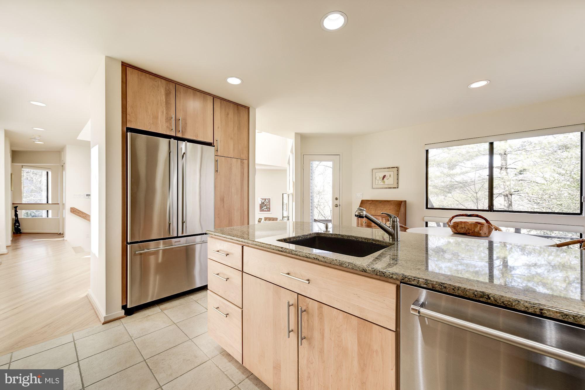 2263 Compass Point Lane Reston, VA 20191 - Photo 14 of 30 Kitchen