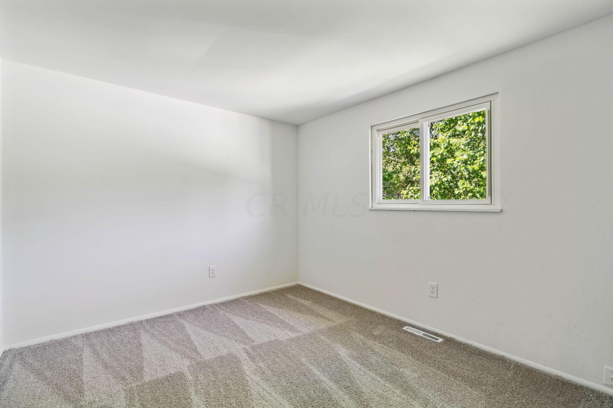 3699 Alpena Road Columbus, OH 43232 - Photo 7 of 18 RELAX in all new bedroom 1!