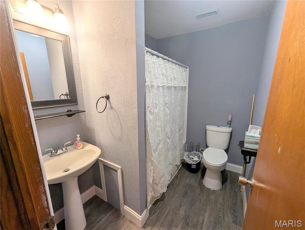 303 North Main Street Campbell, MO 63933 - Photo 9 of 11