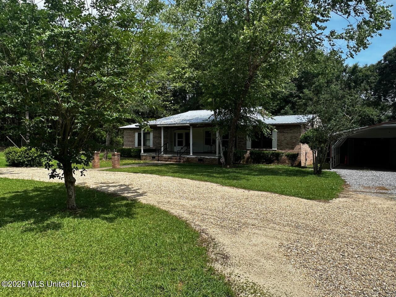 2291 Ovett Petal Road Ovett, MS 39464 - Photo 2 of 26 IMG_0521