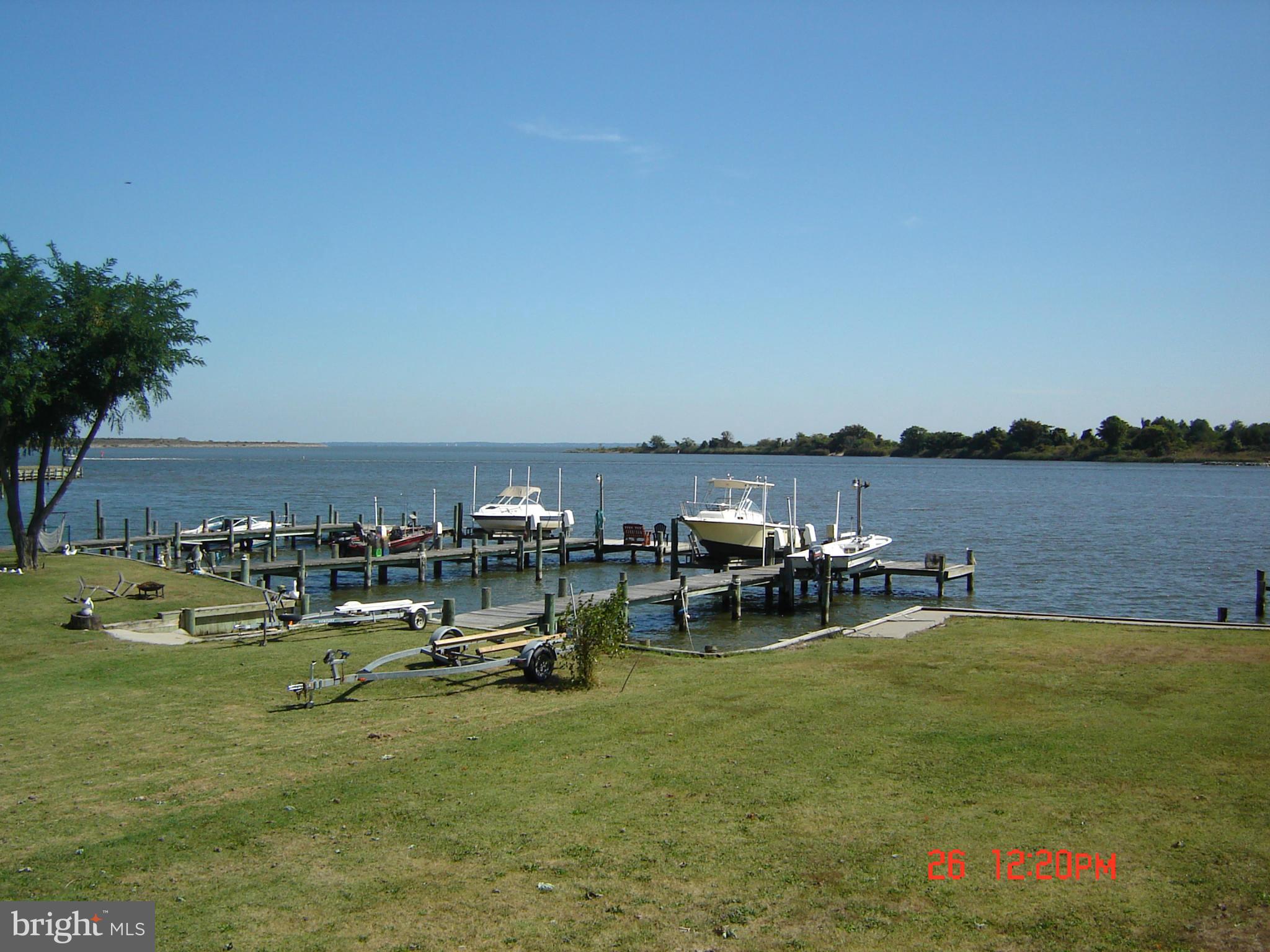 9125 Cuckold Point Road Baltimore, MD 21219 - Photo 5 of 5 View