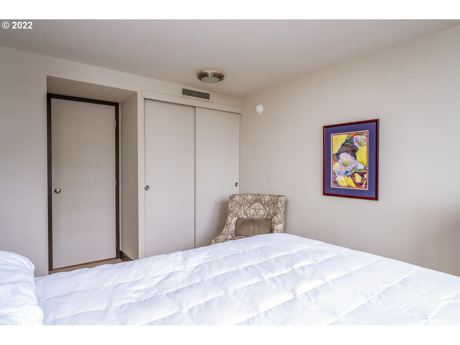 255 Southwest Harrison Street, Unit 18G Portland, OR 97201 - Photo 9 of 31 Bedroom, Primary
