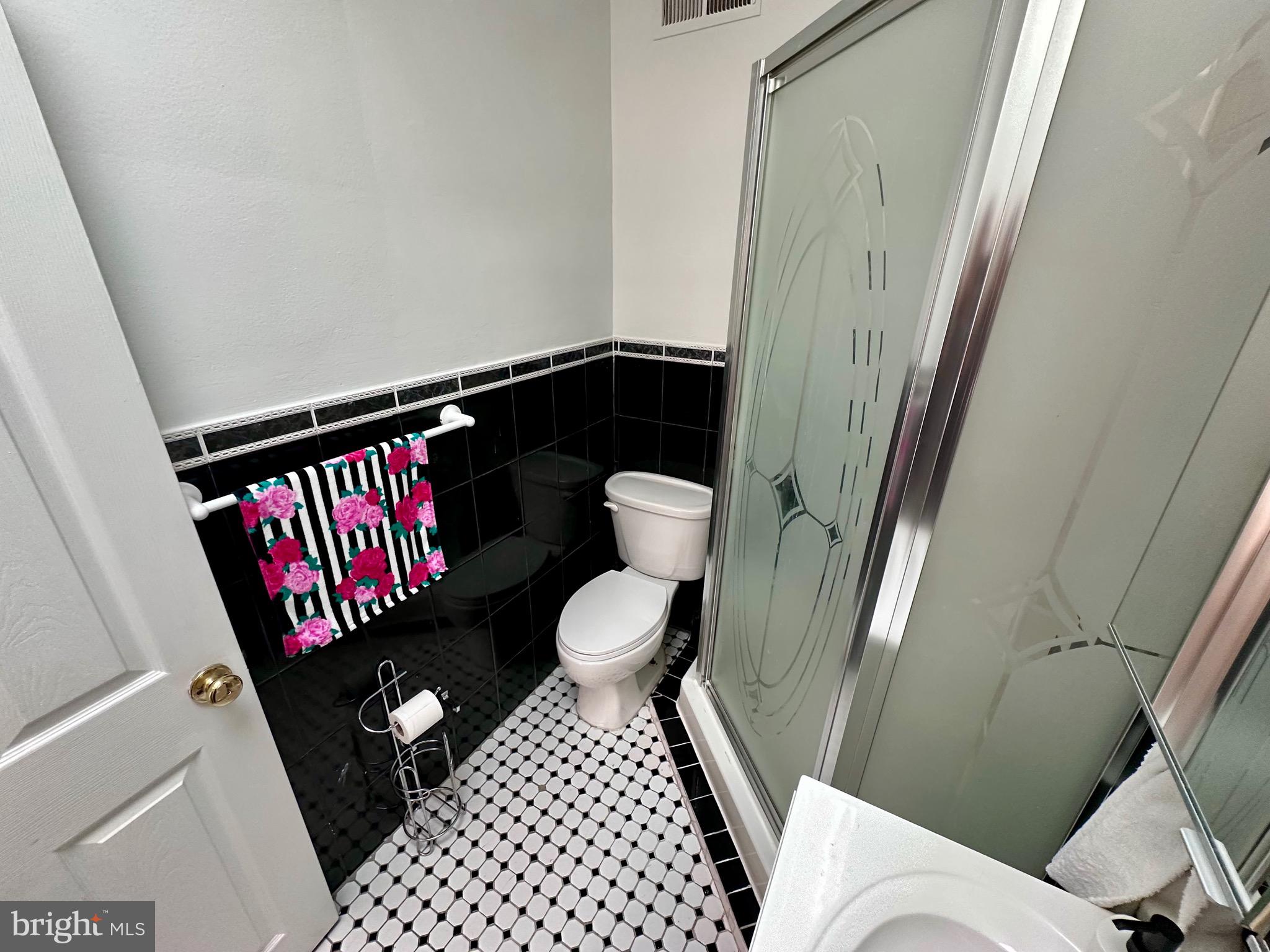 509 Rappolla Street Baltimore, MD 21224 - Photo 10 of 18