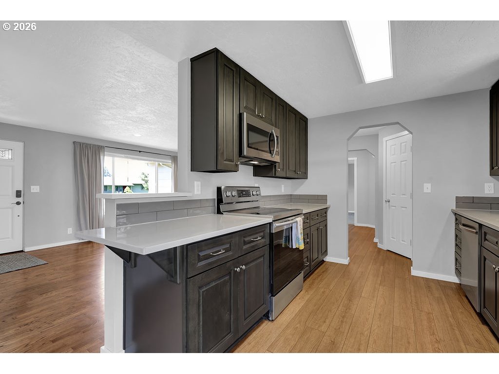 1027 Longridge Drive Springfield, OR 97478 - Photo 16 of 43