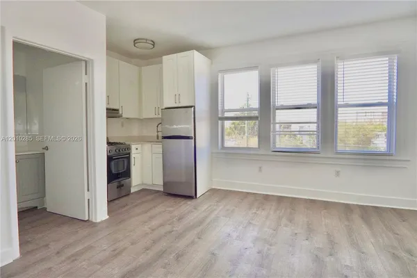 $1,550 | 501 Southwest 6th Court, Unit 322, Miami, FL 33130