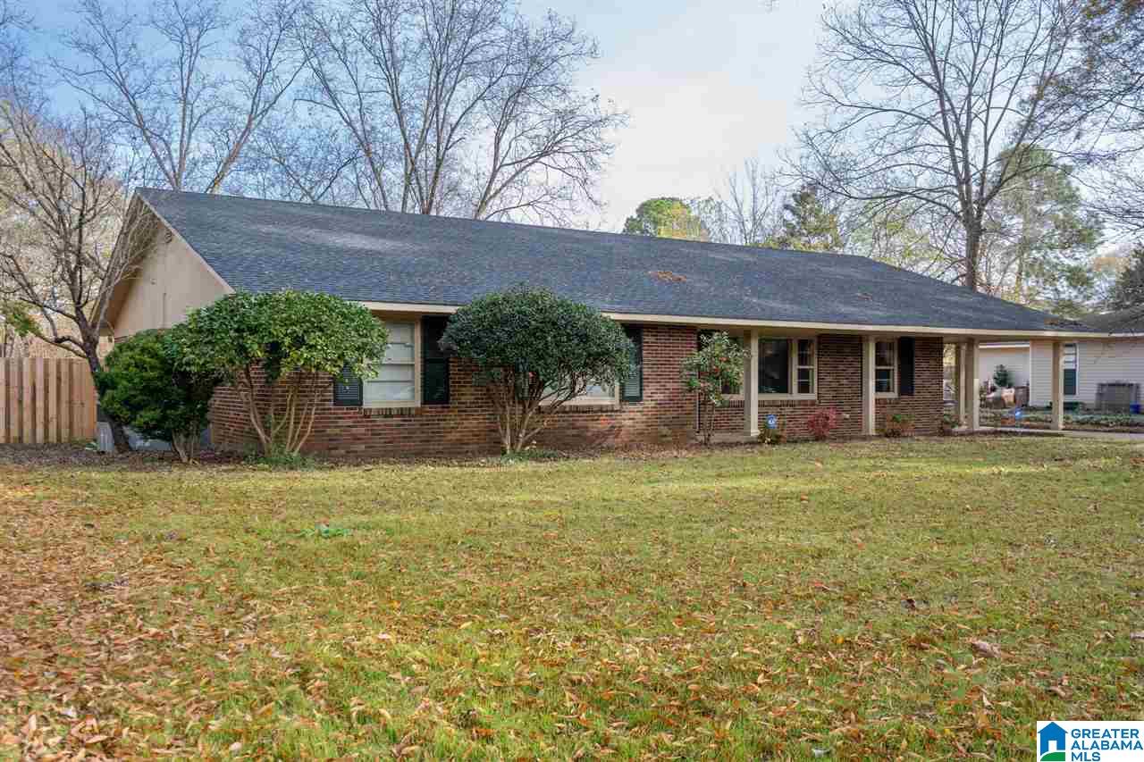 1710 Dianne Street Southwest Decatur, AL 35601 - Photo 4 of 49 Gallery Image 4