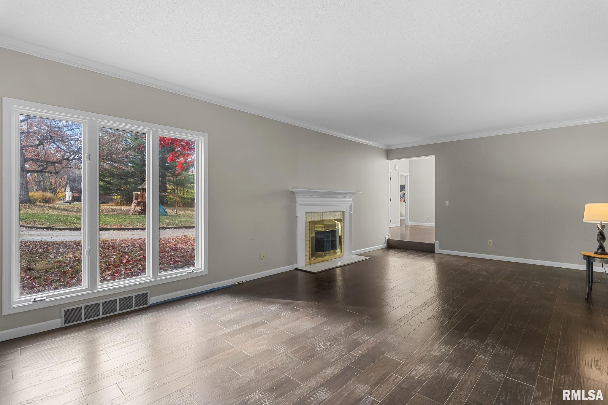 5 Woods End Lane Springfield, IL 62711 - Photo 11 of 60