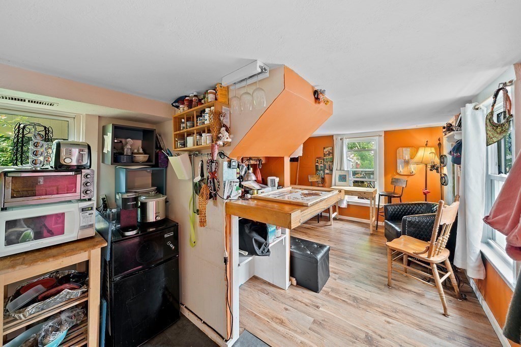 8 A Richards Road Hull, MA 02045 - Photo 7 of 18 Gallery Image 7