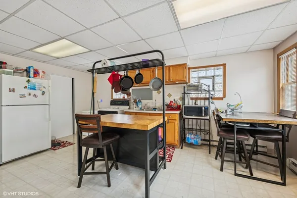 $399,000 | 7017 West North Avenue, Oak Park, IL 60302