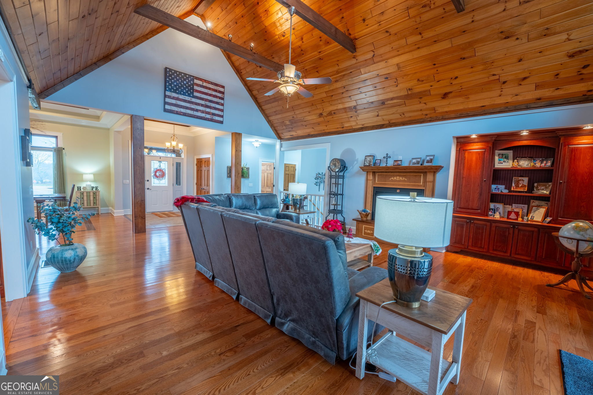 712 Meadow Run Court Clarkesville, GA 30523 - Photo 36 of 96 a dining room with furniture and wooden floor