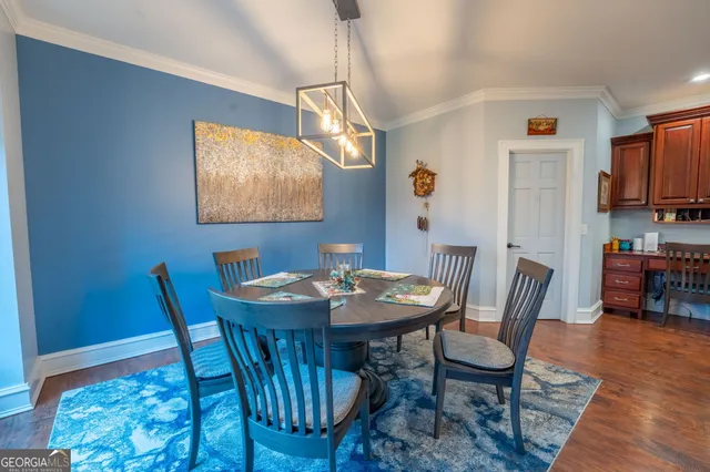 $999,999 | 712 Meadow Run Court, Clarkesville, GA 30523