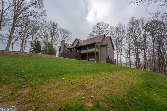 $999,999 | 712 Meadow Run Court, Clarkesville, GA 30523