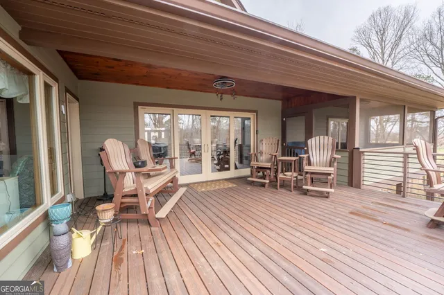 $999,999 | 712 Meadow Run Court, Clarkesville, GA 30523