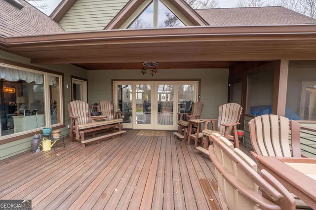 $999,999 | 712 Meadow Run Court, Clarkesville, GA 30523