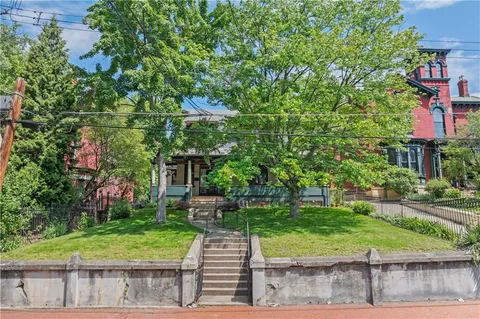 $450,000 | 1418 Pennsylvania Avenue, Pittsburgh, PA 15233