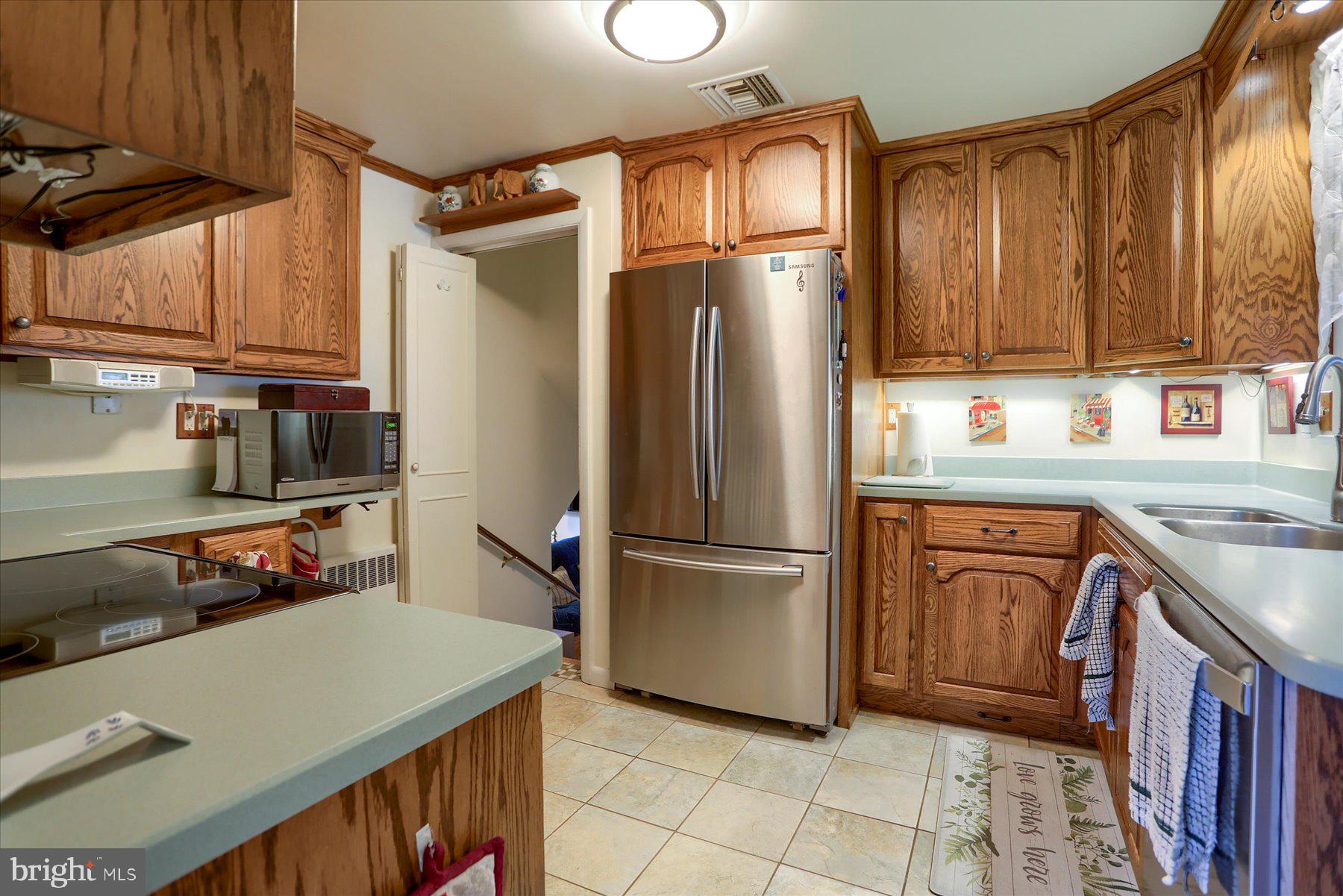 355 Beverly Road Camp Hill, PA 17011 - Photo 15 of 37 Gallery Image 15