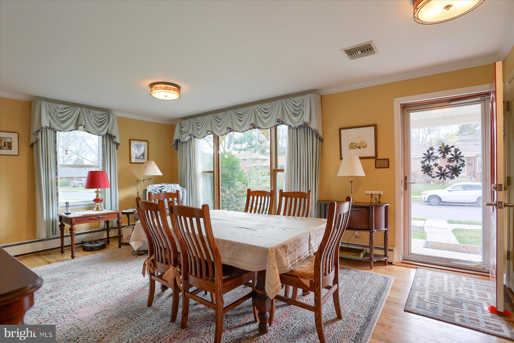 355 Beverly Road Camp Hill, PA 17011 - Photo 6 of 37 Gallery Image 6