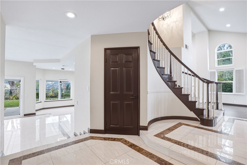 3537 Foxglove Road Glendale, CA 91206 - Photo 23 of 73