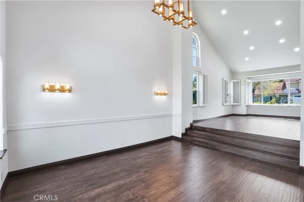 $2,079,000 | 3537 Foxglove Road, Glendale, CA 91206