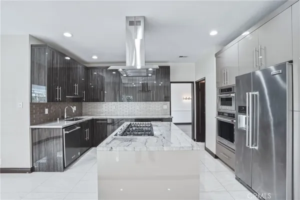 $2,079,000 | 3537 Foxglove Road, Glendale, CA 91206