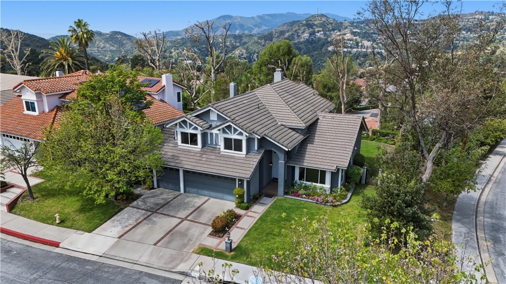 3537 Foxglove Road Glendale, CA 91206 - Photo 5 of 73