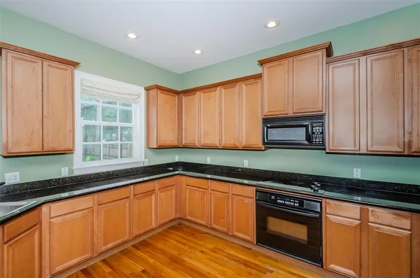 $7,250 | 3410 West Bay Villa Avenue, Tampa, FL 33611