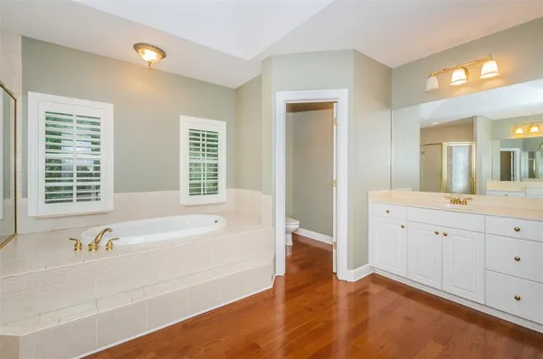 $7,250 | 3410 West Bay Villa Avenue, Tampa, FL 33611