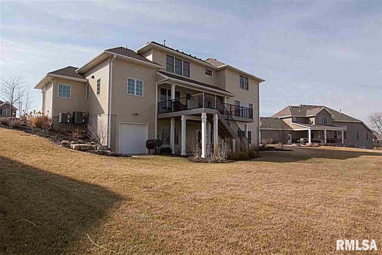 3074 Westminster Road Bettendorf, IA 52722 - Photo 23 of 24 Gallery Image 23
