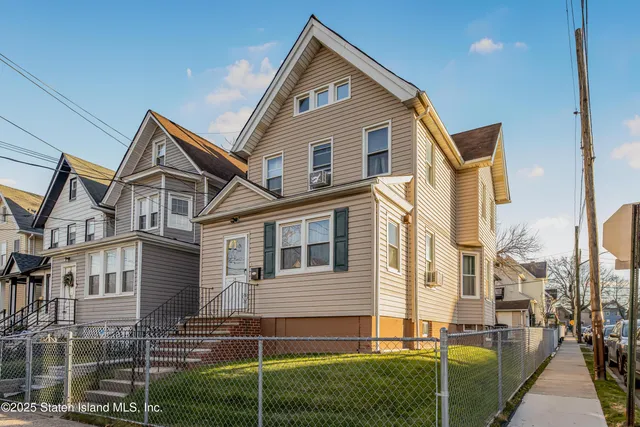 $589,999 | 38 Harrison Avenue | Port Richmond